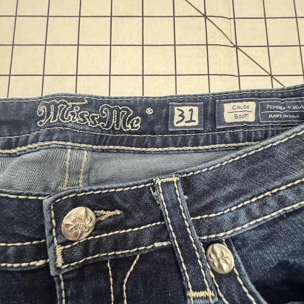 Miss Me Shorts Womens 31 Blue Denim Cuffed Hot Pants Rhinestone Cross Pockets